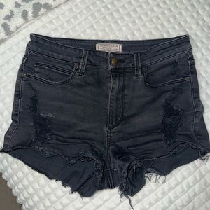 VINTAGE GUESS SHORTS - BLACK